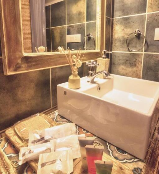 Resort Pause By The Sea