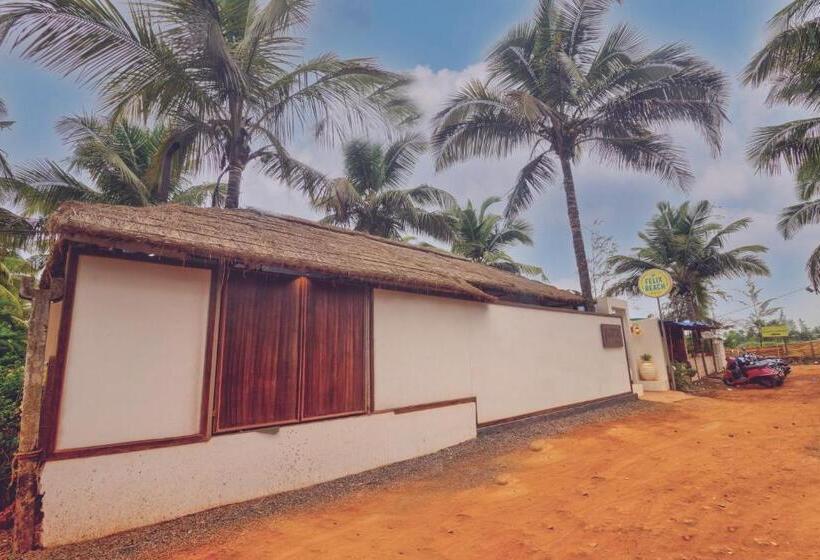 Resort Pause By The Sea