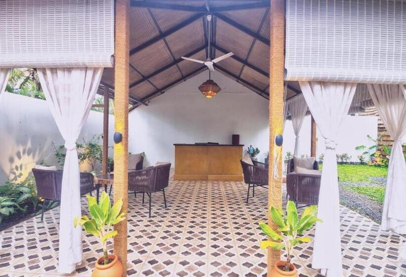 Resort Pause By The Sea