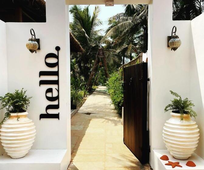 Resort Pause By The Sea