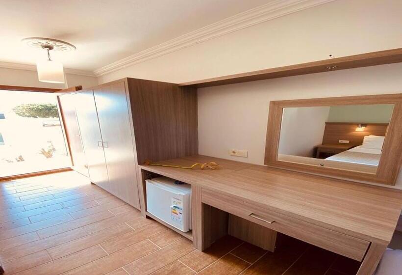 Naz Liman Otel Bodrum