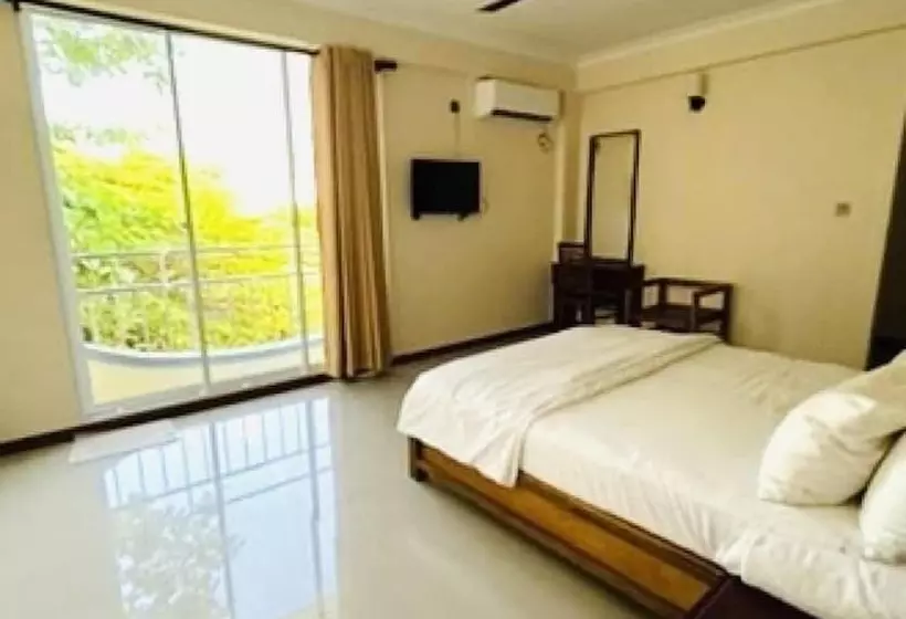 پانسیون Noah Private Beach House