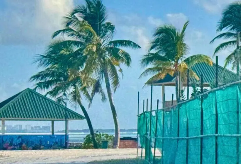 پانسیون Noah Private Beach House