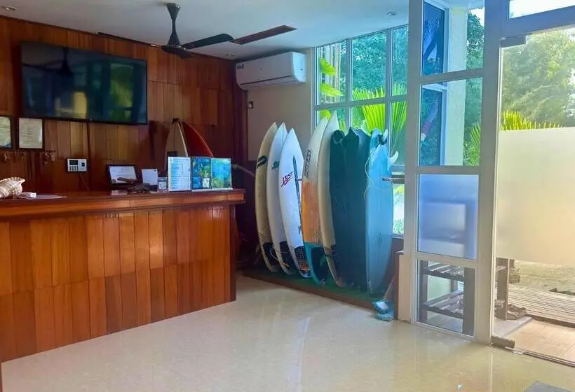 پانسیون Noah Private Beach House