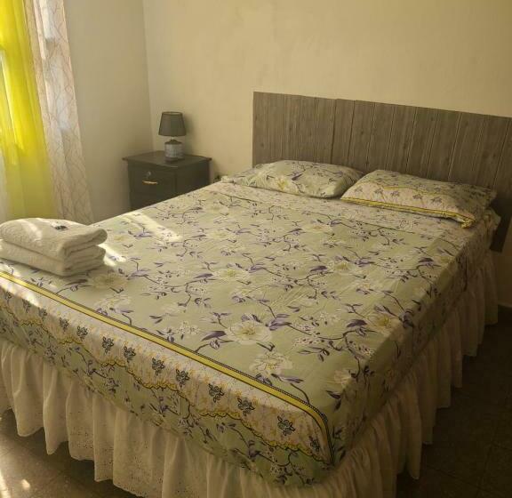 تختخواب و صبحانه Hospedaje Casa De Luna