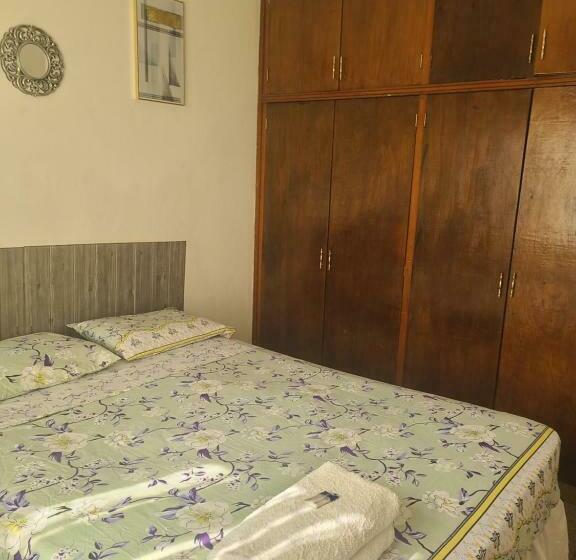 تختخواب و صبحانه Hospedaje Casa De Luna