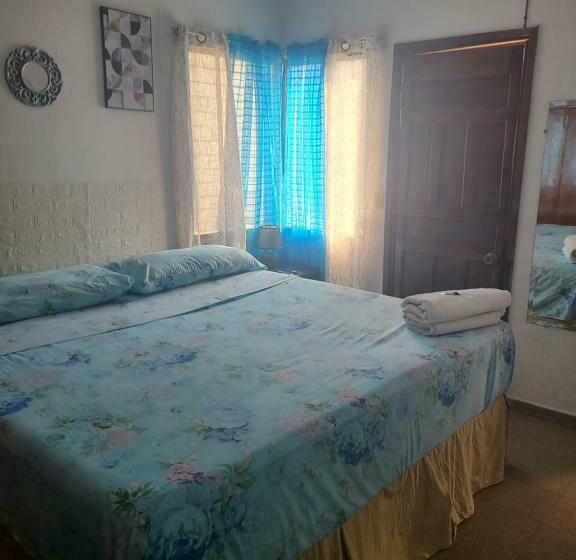 تختخواب و صبحانه Hospedaje Casa De Luna