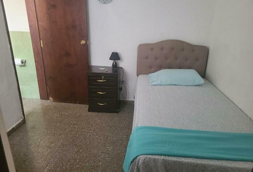 تختخواب و صبحانه Hospedaje Casa De Luna