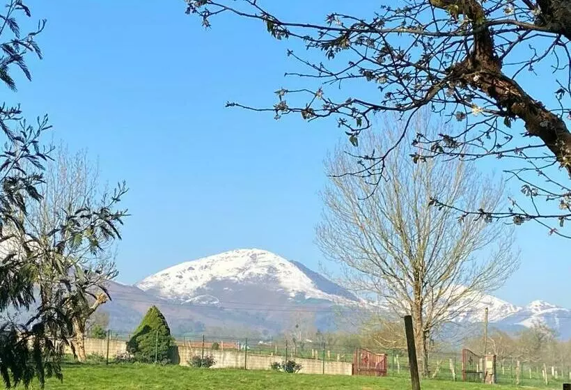 Aamiaismajoitus (B&B) Maison Amoraina