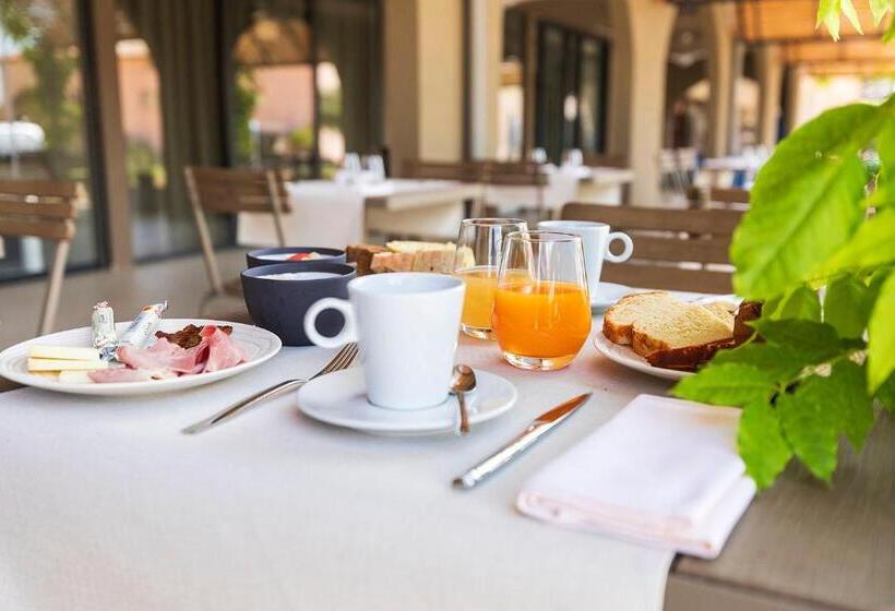 ホテル Hôtel Spa & Restaurant   Son De Mar