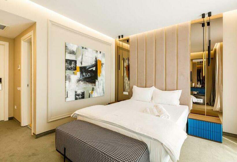 Onal Boutique Hotelier