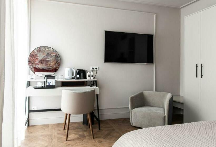 هتل Soho Boutique Palacio De Pombo