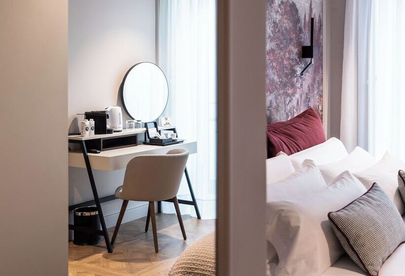 هتل Soho Boutique Palacio De Pombo