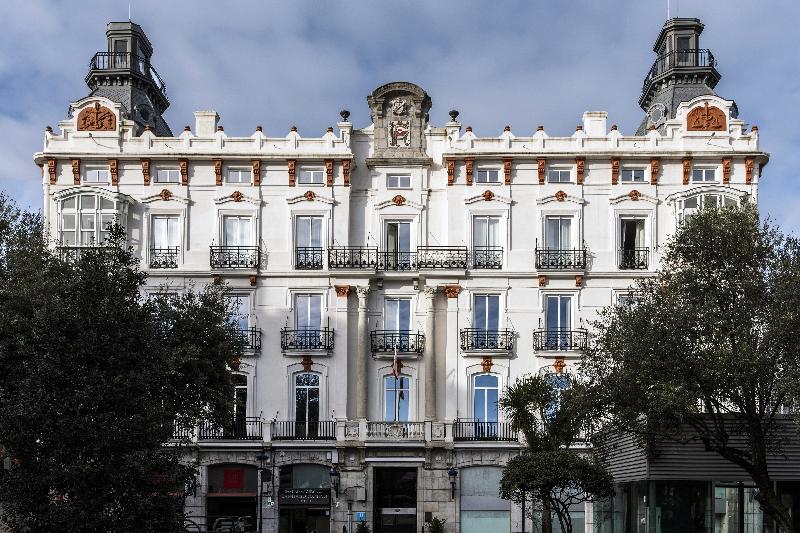 هتل Soho Boutique Palacio De Pombo