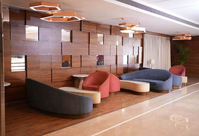 Отель Rang Lords Inn Bharuch