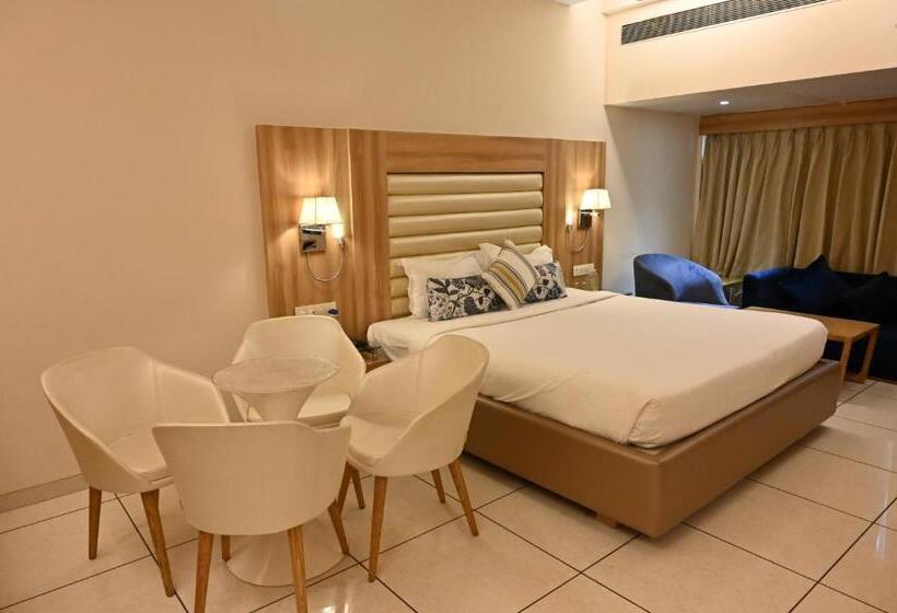 Отель Rang Lords Inn Bharuch