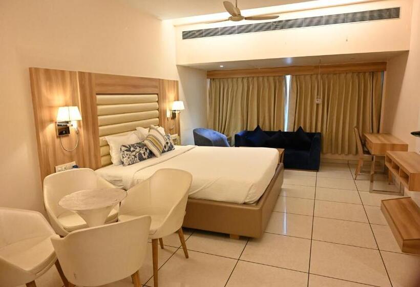 Отель Rang Lords Inn Bharuch