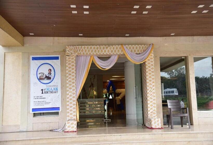 Отель Rang Lords Inn Bharuch