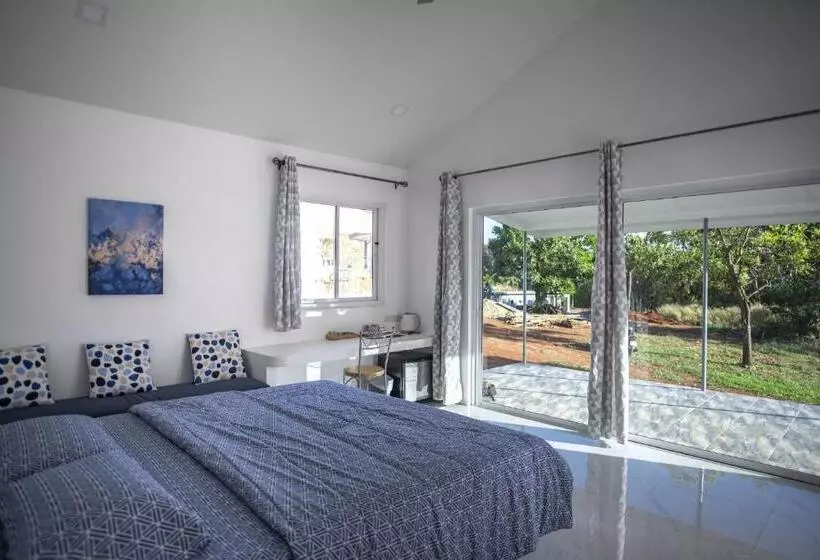 Retkeilymaja Corsita Resort Koh Mak