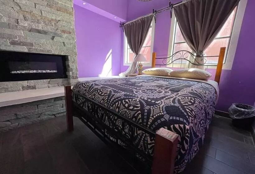 هتل Casa Jardín Reforma