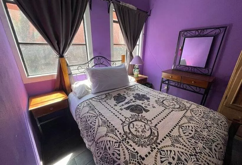 هتل Casa Jardín Reforma