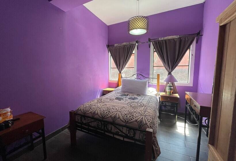 هتل Casa Jardín Reforma