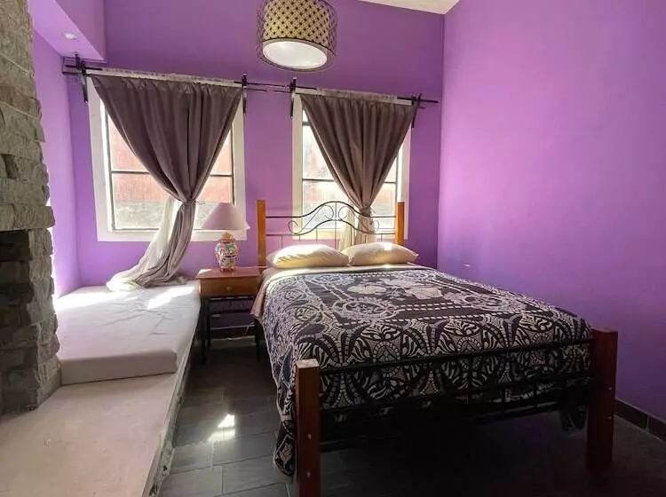 هتل Casa Jardín Reforma