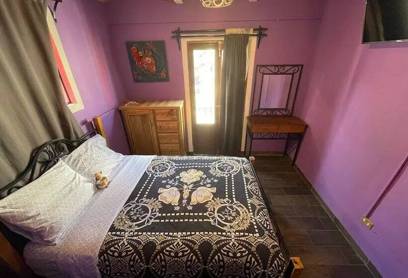 هتل Casa Jardín Reforma