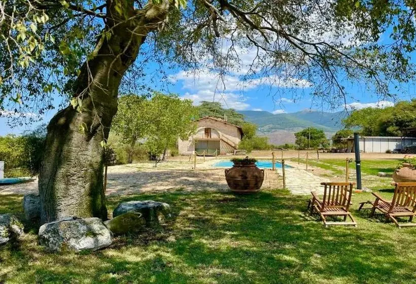 Hotelli Exclusive Pool Open All Year Spoleto Biofarm Slps 8 Village Shops, Bar1 Km 4