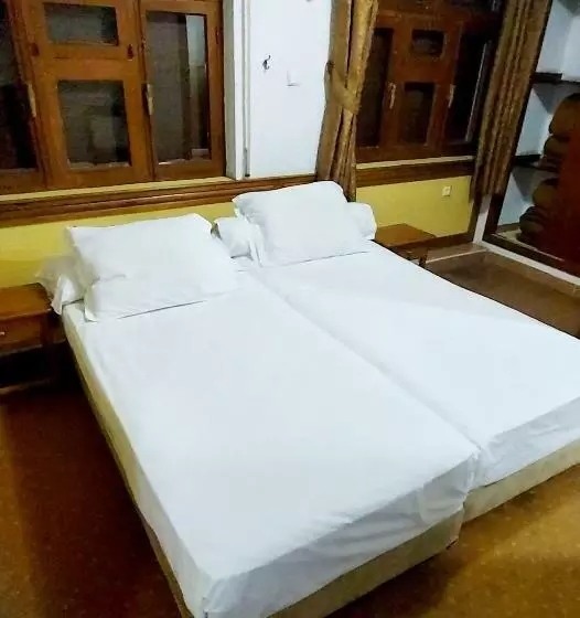 Hotelli Hôtel National