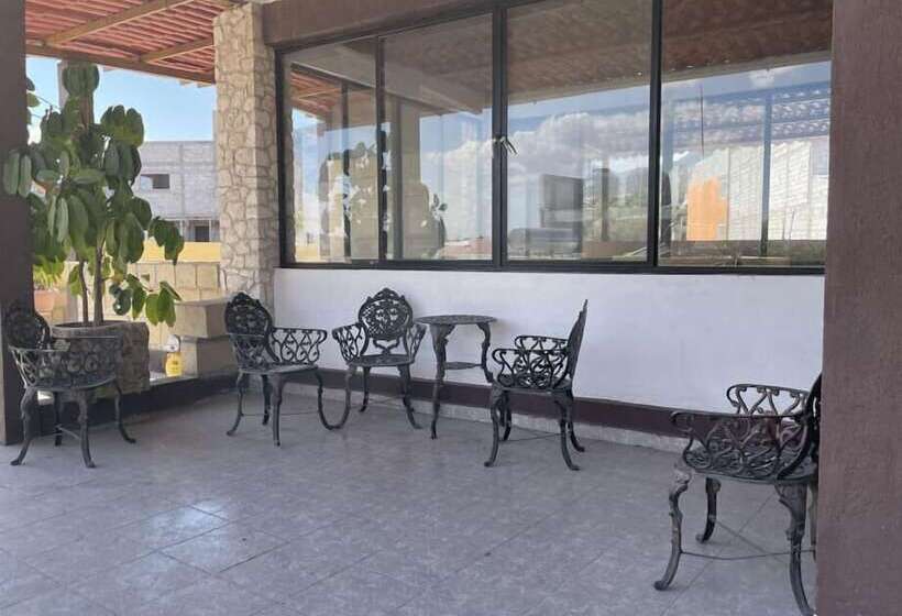 هتل Peña Florencia