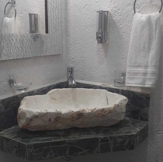 هتل Peña Florencia