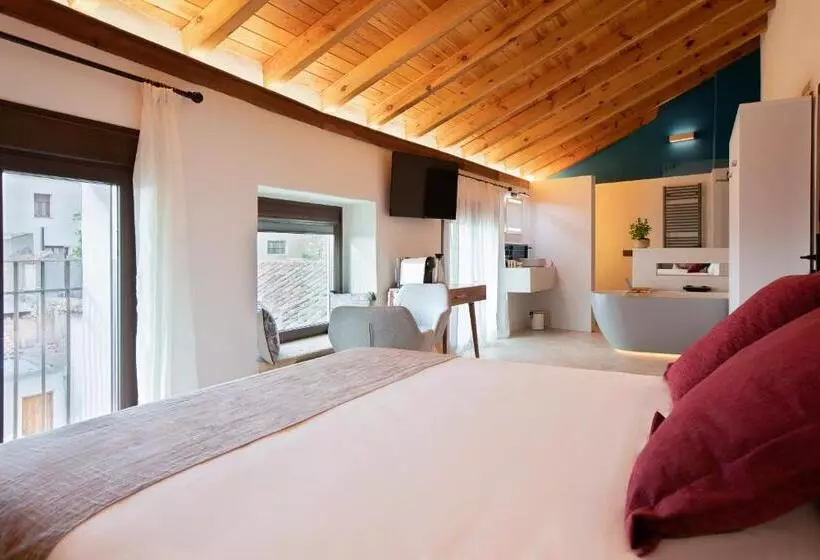 Hotelli Poeta Jorge Manrique