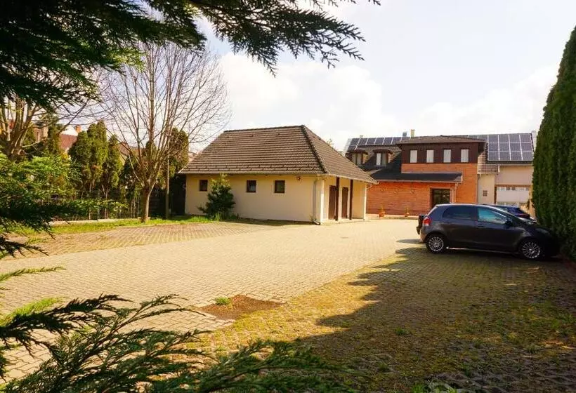 Aamiaismajoitus (B&B) Centro Panzió