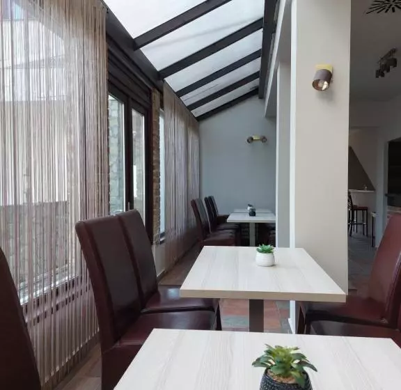 Aamiaismajoitus (B&B) Centro Panzió