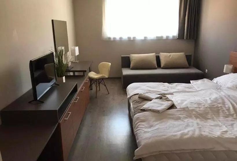 Aamiaismajoitus (B&B) Centro Panzió