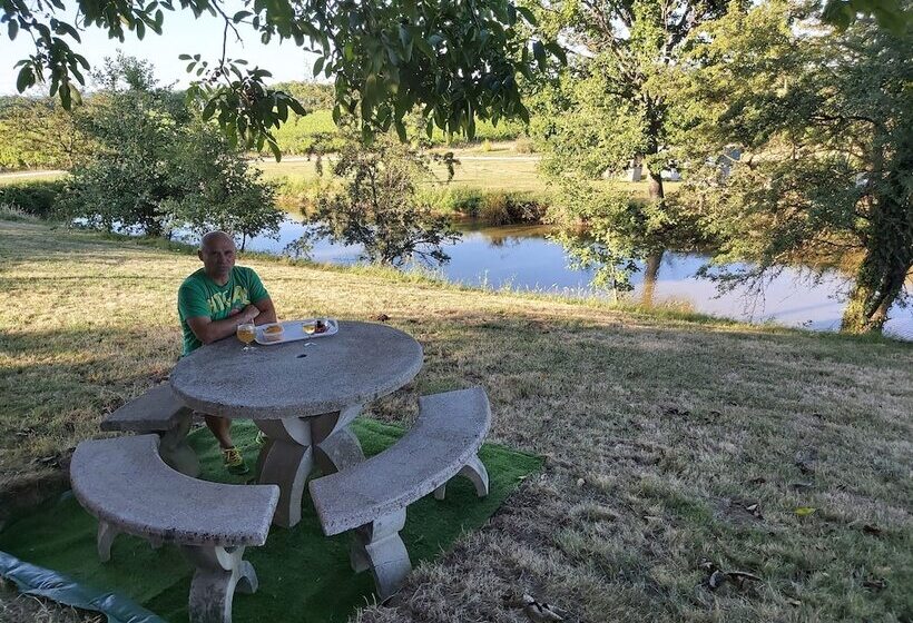 Bed and Breakfast Domaine De Codeval