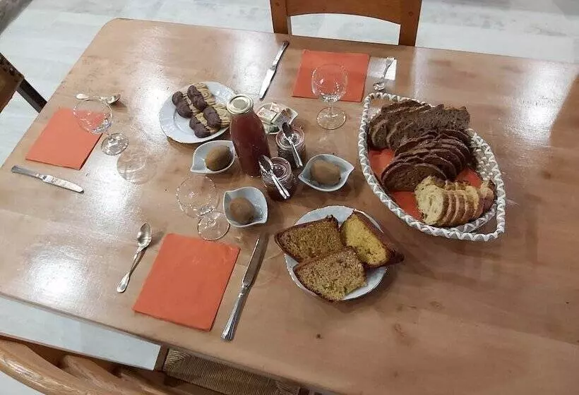 Aamiaismajoitus (B&B) Domaine De Codeval