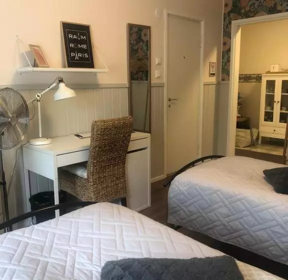 ベッドアンドブレックファースト Haus Anna