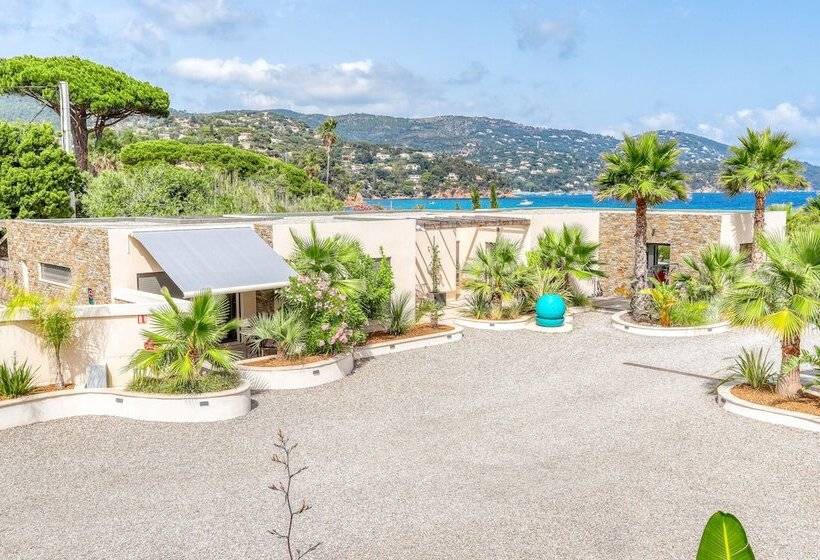 هتل Akwabay   Les Villas Du Cap