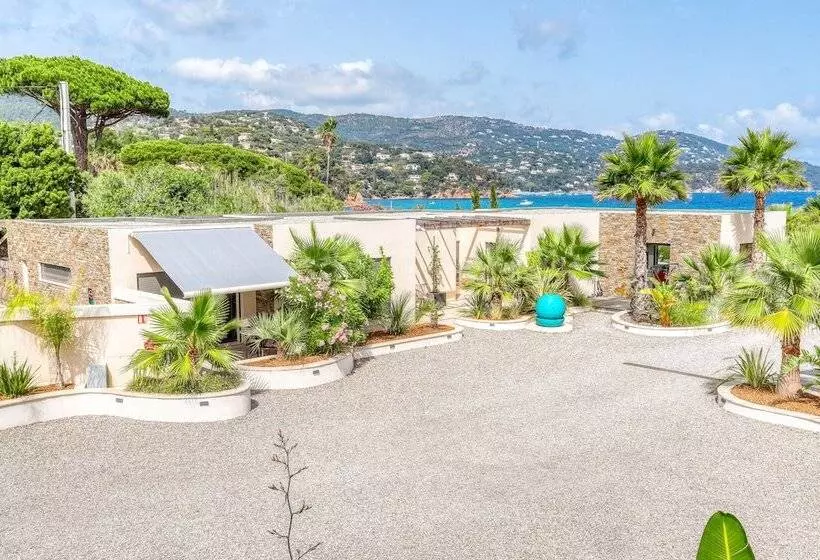 Hotelli Akwabay   Les Villas Du Cap