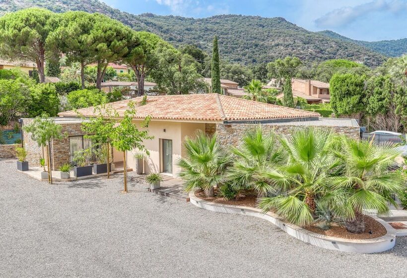 هتل Akwabay   Les Villas Du Cap