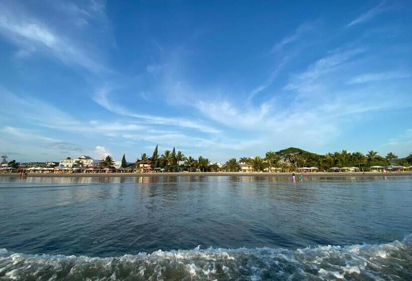 Szálloda Check Inn Olón