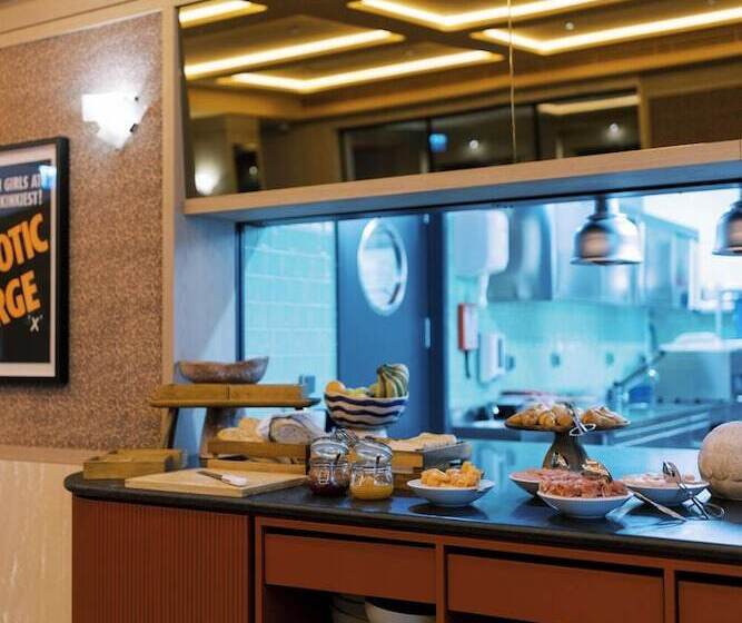 The Editory Boulevard Aliados Hotel Preferred Hotels