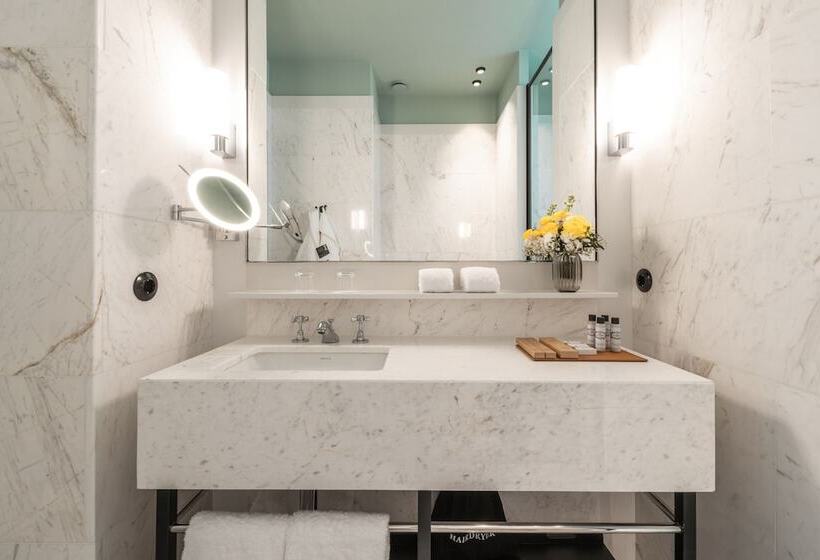 The Editory Boulevard Aliados Hotel Preferred Hotels