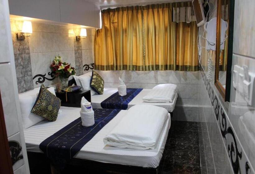 پانسیون Shangri La Guest House