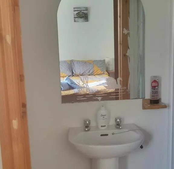 Aamiaismajoitus (B&B) Moorings Greenway