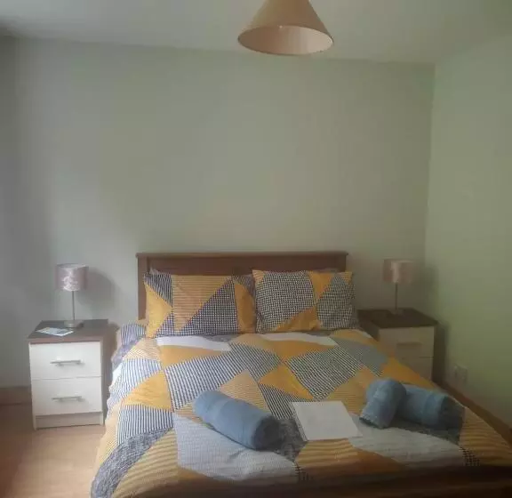 Aamiaismajoitus (B&B) Moorings Greenway