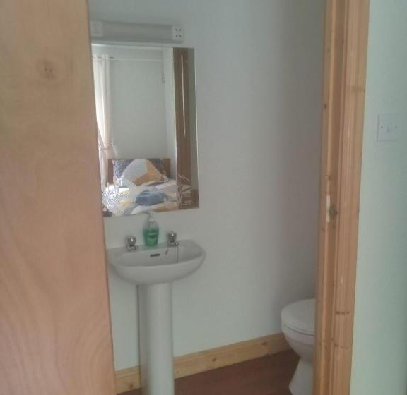 مبيت وإفطار Moorings Greenway