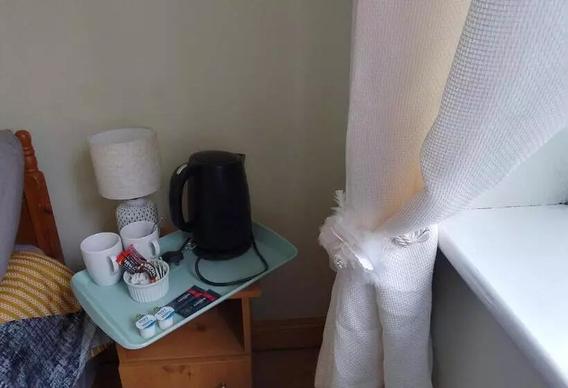 Aamiaismajoitus (B&B) Moorings Greenway